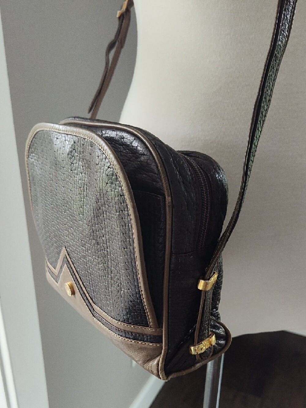 Lladro Black and Brown Leather Crossbody Bag with Gold Hardware